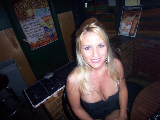 16P Sexy Party-Milfs