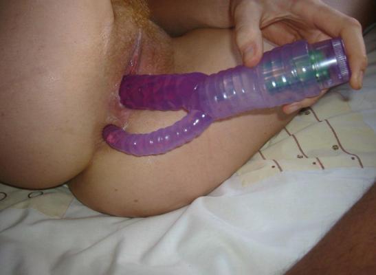 20P Impresionante esposa amateur chupando polla en casa