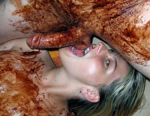 20P Amateur girlfriend sucking a chocolate cock on hollidays