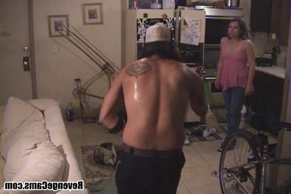 20P Hillbilly husband gets caught whacking a young chicky