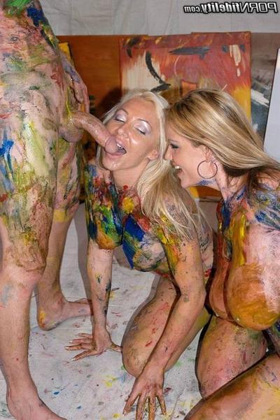 16P Guy fucks two horny sluts at the same time