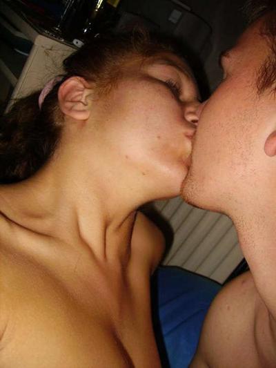 16P Pictures of a cock-sucking babe who got kinky with her boyfriend