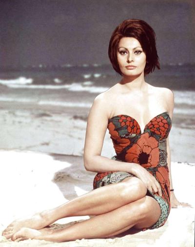 25P Sophia Loren Fußbilder