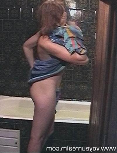 15P Spy on my horny wife taking a shower