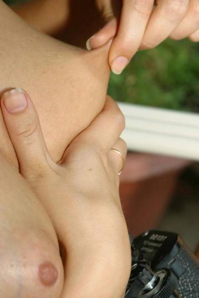 18P Cute coed masturbates on the balcony