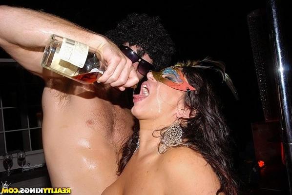 16P Busty milf fucked at a party after some drinks