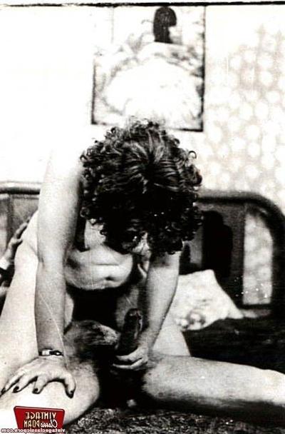 12P Several vintage couples enjoy getting fucked wild