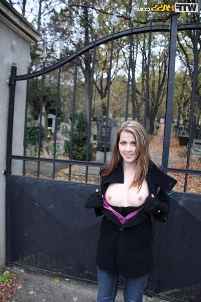 18P Sex adventures in the streets