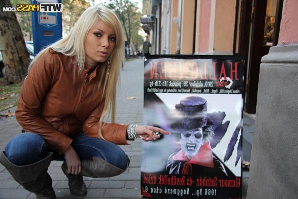 19P Sex adventures in the streets