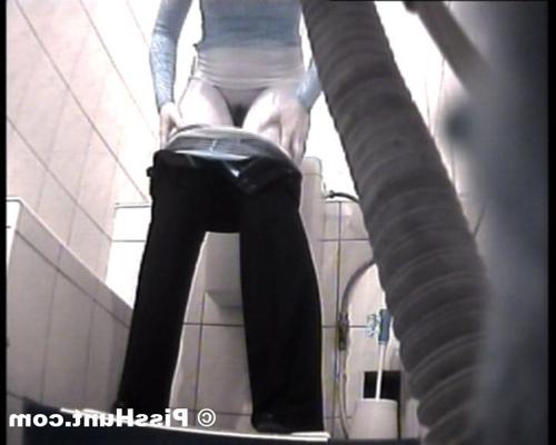 14P Two babes taking turns to pee in spycammed john
