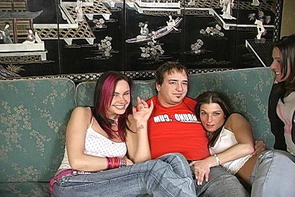 14P Incredible threesome blowjob pics of two cock-sucking girls