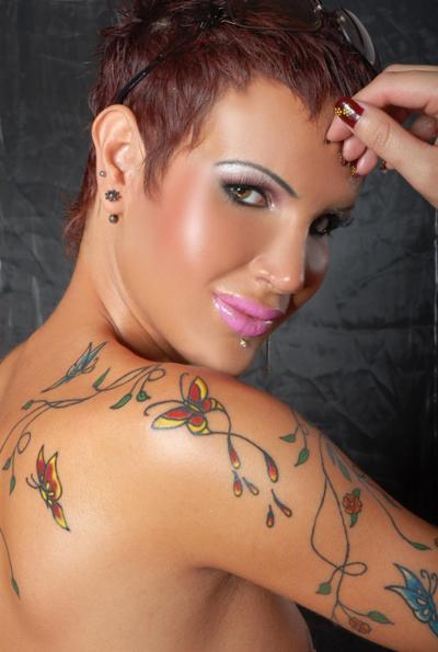 12P Short hair and very big cock on this cute hung tranny