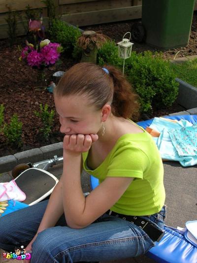 16P Real candid spy shots