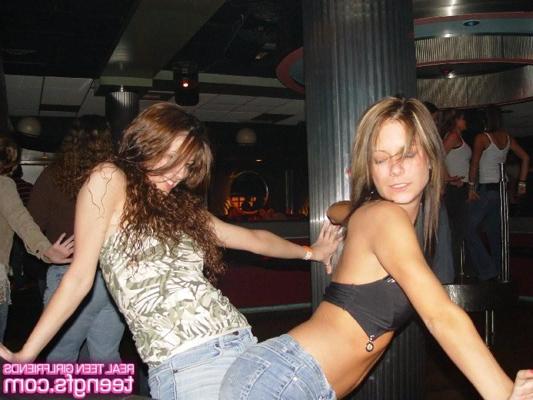 16P Young drunk girl and her friends flashing their tits in bar