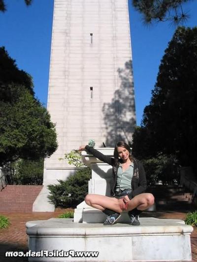 16P Berkeley Babe Behaving Badly Flashes Tits Ass n Pussy On Campus