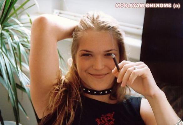 16P Amateur teen smoking cigarette