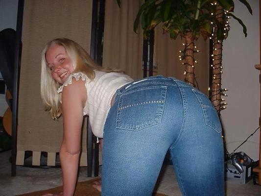 25P Queens in jeans LXXVI