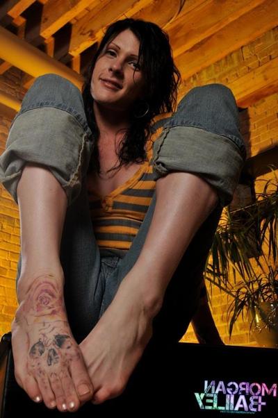 12P Sexy brunette Tgirl Morgan Bailey showing us her sexy tattooed feet