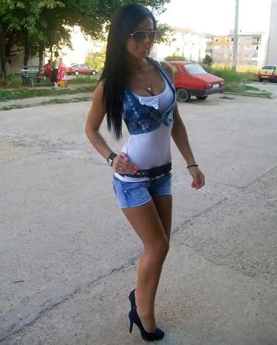 25P She is so fine