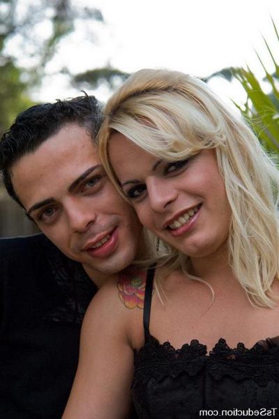 15P Blonde Tranny Dominatrix