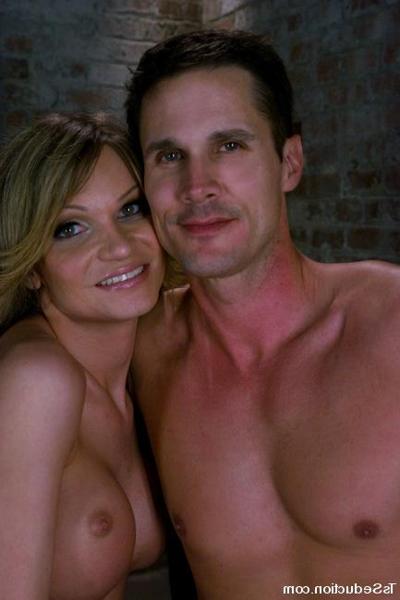 15P Kelly Shore getting serviced by a lucky male slave
