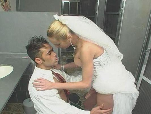 16P Shemale bride fucking her husband's tight ass in the bathroom