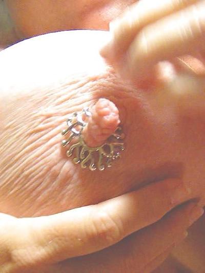 10P Kitty Licking and Sucking her nipples II