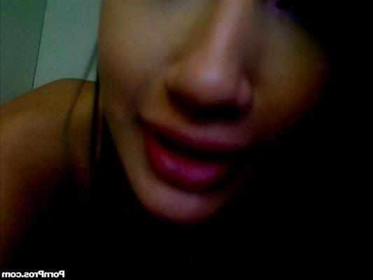 12P Cute Brunette Laptop Hacked