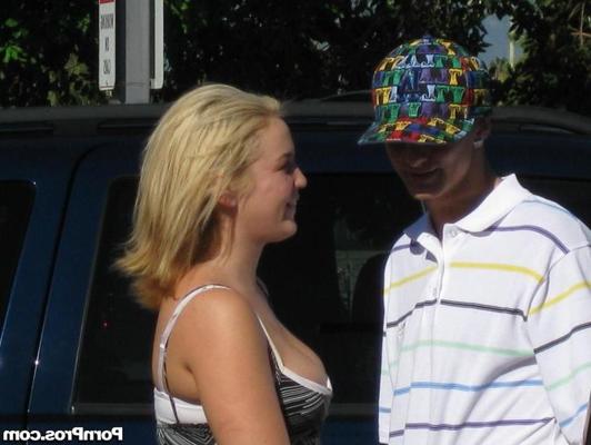 16P blonde chick caughty kissing other guy in public area
