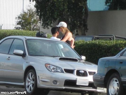 16P dirty housewife caught hanging out with another guy