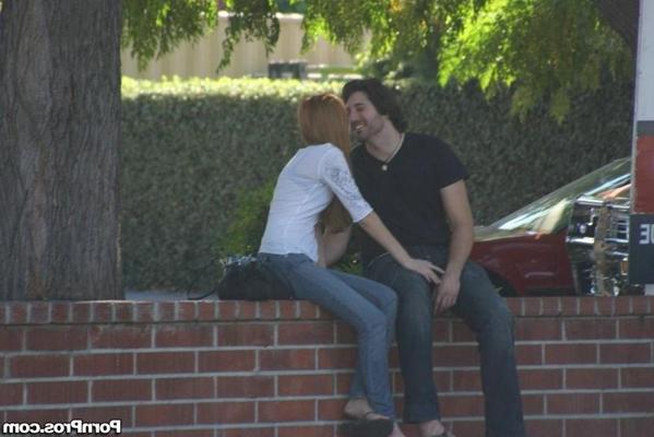 16P nasty girl caught hanging out with another guy