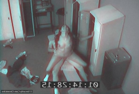 16P Hardcore-Sex von Überwachungskamera in der Umkleidekabine erwischt