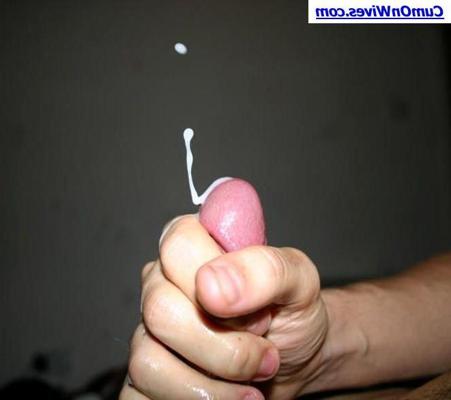 13P Amateur sluts giving blowjobs