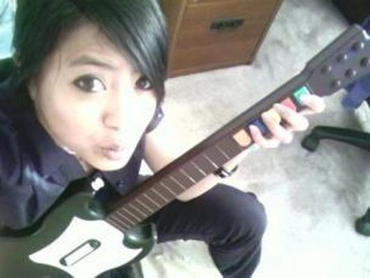15P Pictures of one cute Asian chick naked and selfshooting in the bathroom