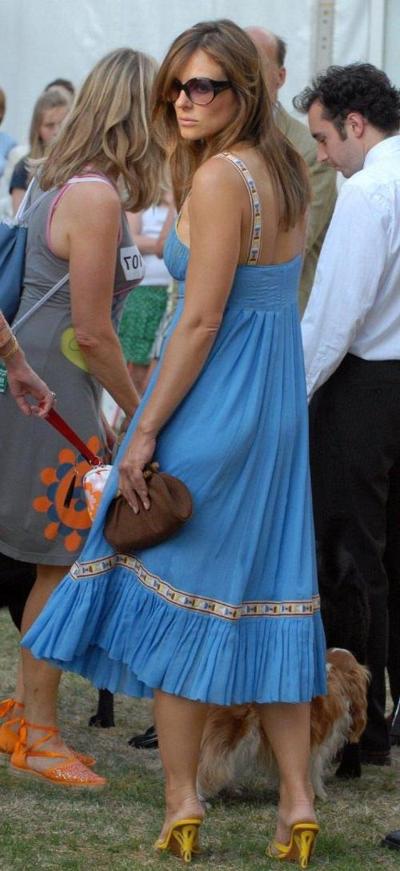 16P Elizabeth Hurley showing tits on yacht paparazzi