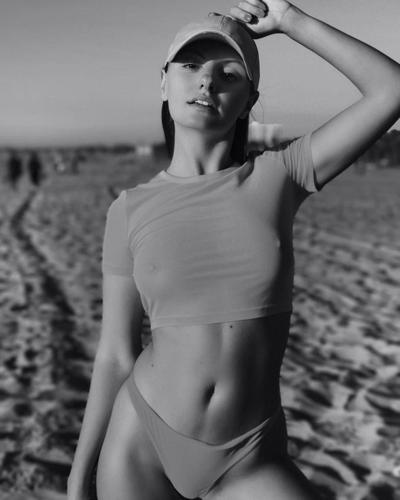 10P Alexandra Stan Durchsichtig