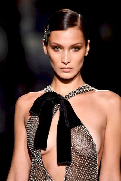 4P Bella Hadid See-Through