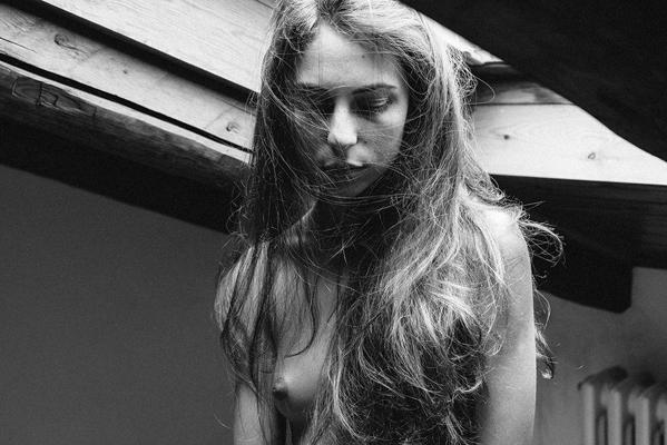 24P Nude photoset of Bianca Effy