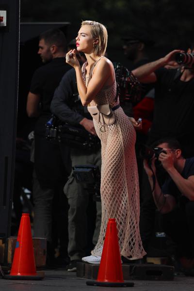 23P Cara Delevingne See-Through