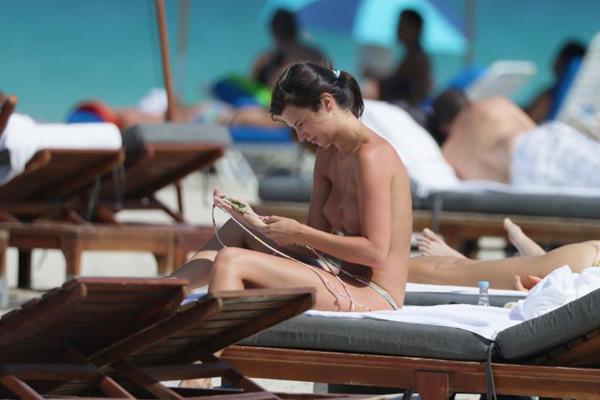 4P Destiny Sierra Topless pics