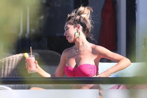 4P Farrah Abraham Décolleté