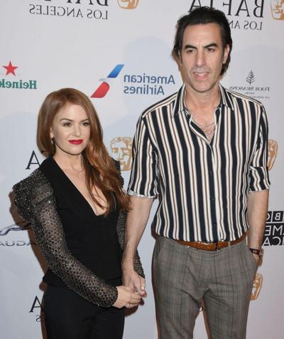 6P Isla Fisher Cleavage