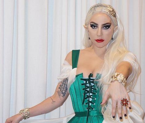 11P Lady Gaga Sexy