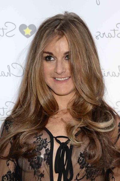 5P Durchsichtige Fotos von Nikki Grahame