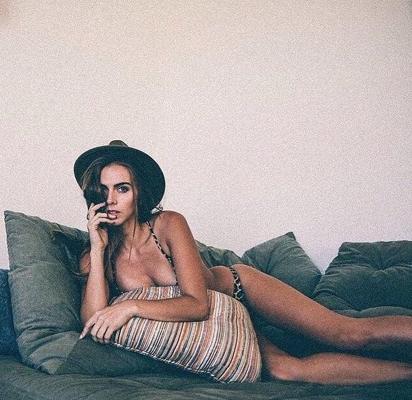 25P Tasha Courtney Nude