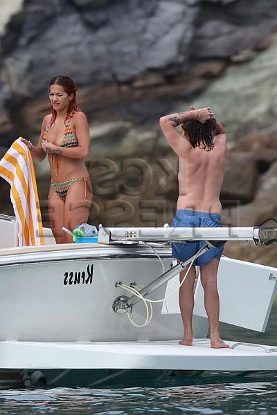 25P Rita Ora Topless