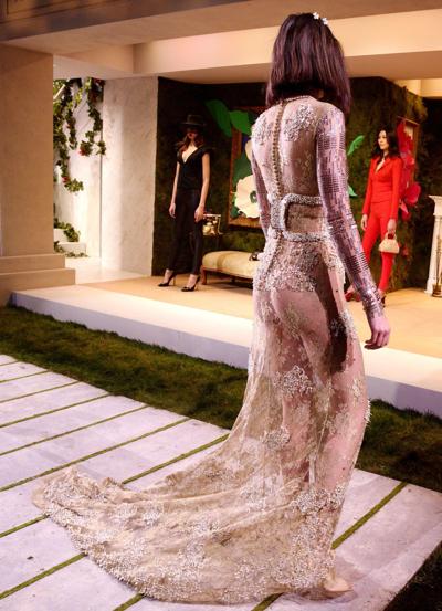 10P Kendall Jenner Photos Transparentes