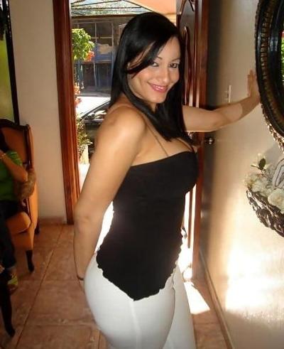 25P Latinas young milfs