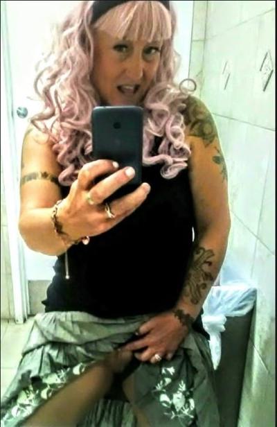 25P puta mamá MILF Sandy Locke-Sinn