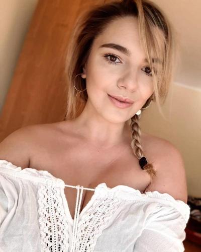 25P Amateur Polish big tits